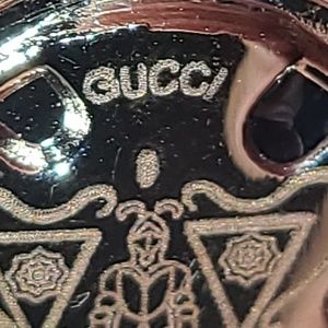 Meet your Posher, Rae